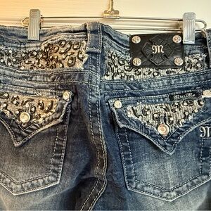 NWT Miss Me Bling Rhinestone Jewel Denim Jeans Size 31